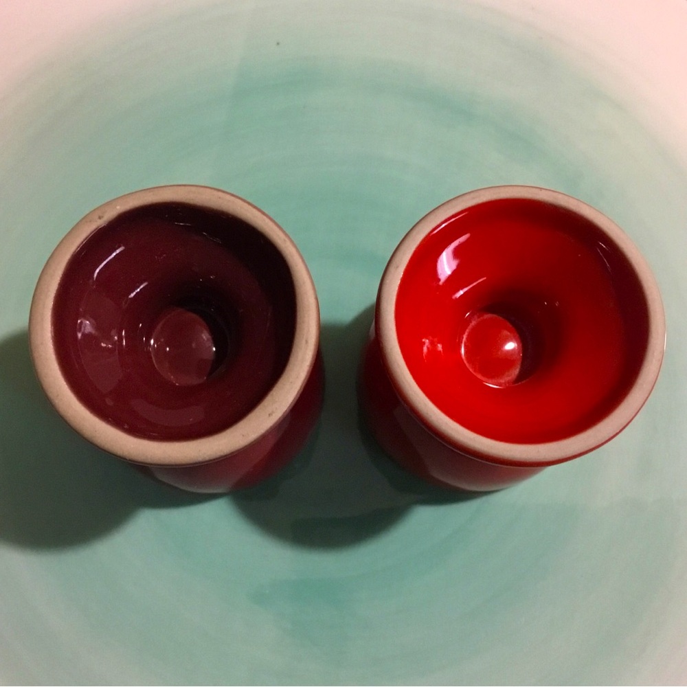 Le Creuset ombré stoneware egg cups pair - Picture 5 of 5